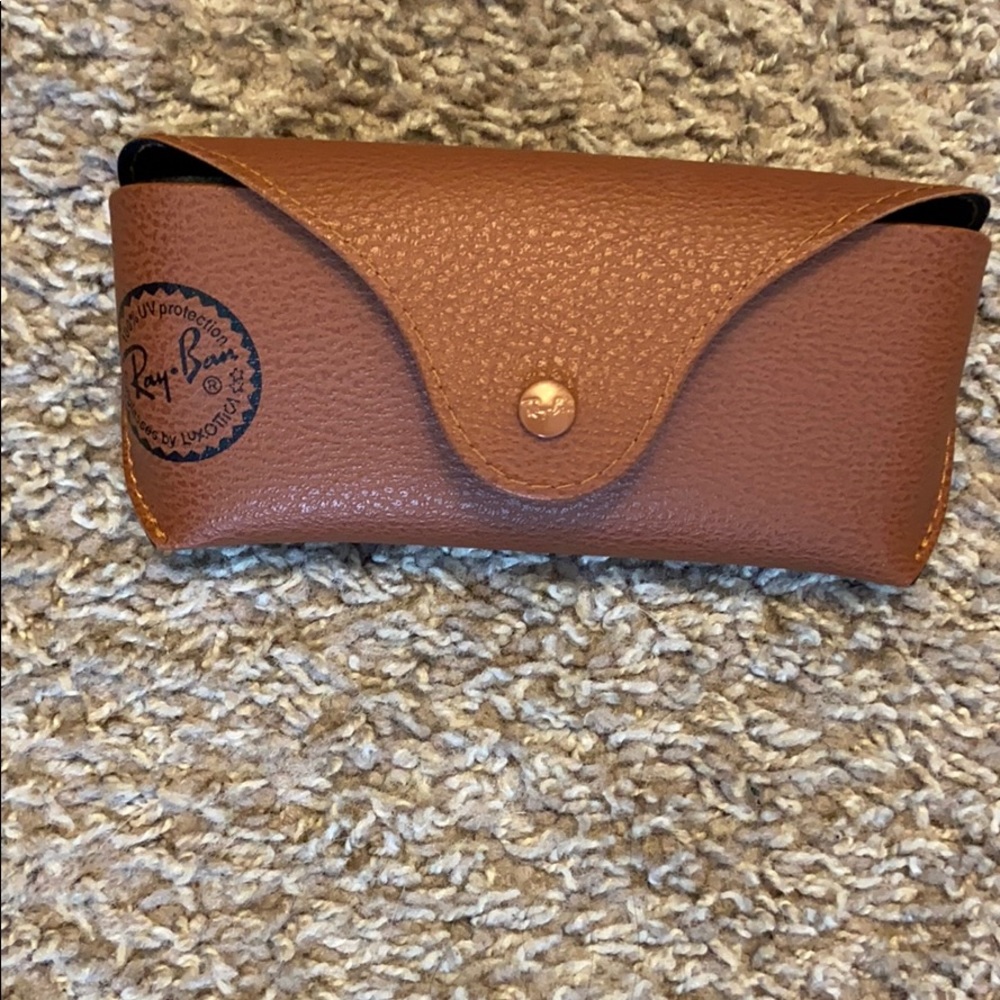 ray-ban case